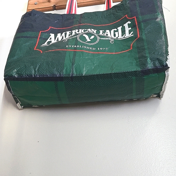 American Eagle Reusable Shopping Bag - Picture 6 of 9